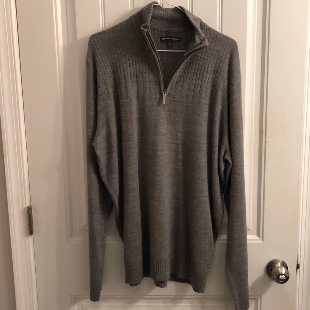 Geoffrey Beene grey men’s sweater